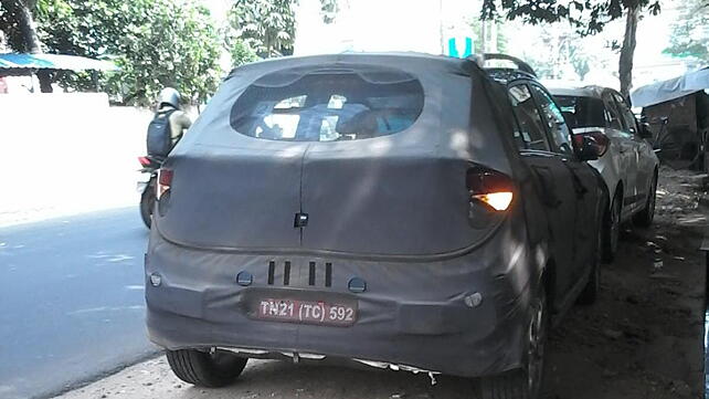 Hyundai Elite i20 Cross spotted testing