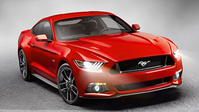 2015 Ford Mustang makes its debut