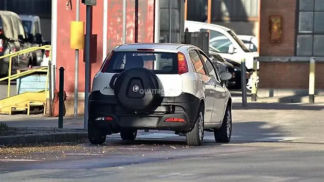 Fiat’s India-bound crossover spotted in Italy Fiat’s India-bound crossover spotted in Italy