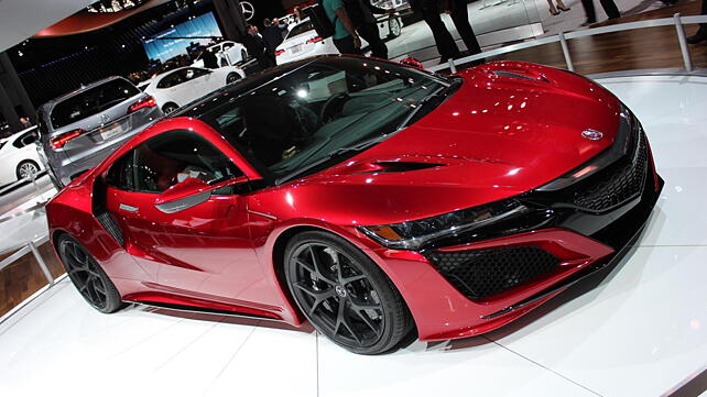 2015 New York Auto Show: Acura NSX showcased