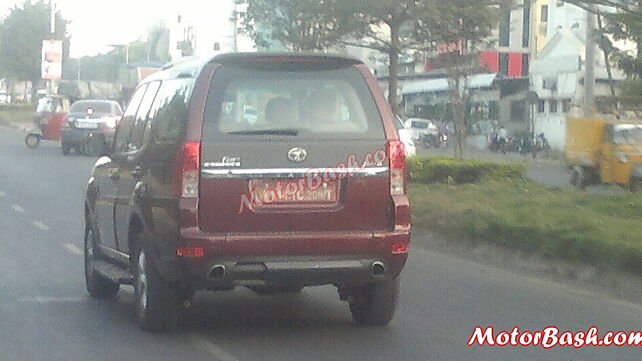  400Nm Tata Safari Storme spied testing