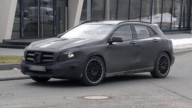 Mercedes-Benz GLA 45 AMG spied