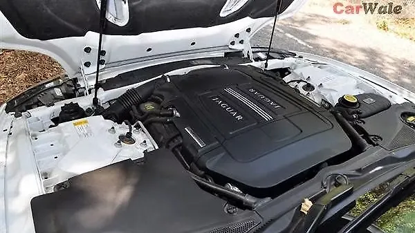 Jaguar cars to be powered by four-cylinder engines by 2015 Jaguar cars to be powered by four-cylinder engines by 2015