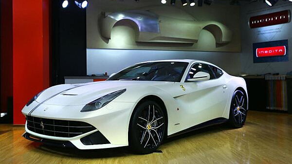 Ferrari F12 Berlinetta and FF get new special editions