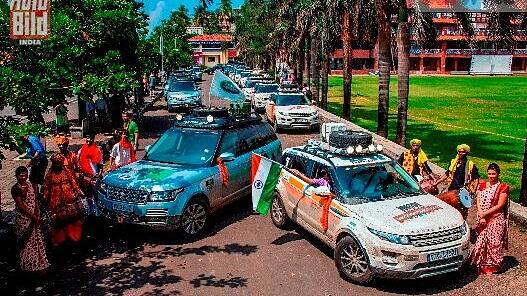 Land Rover celebrates completion of the 2013 Silk Trail Expedition in Mumbai