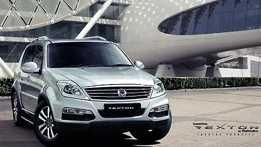 Mahindra launches Ssangyong Rexton RX6 at Rs 19.96 lakh Mahindra launches Ssangyong Rexton RX6 at Rs 19.96 lakh