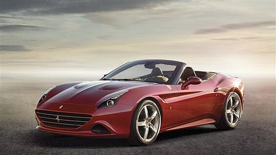 Twin-turbocharged Ferrari California T to charge towards Geneva Motor Show