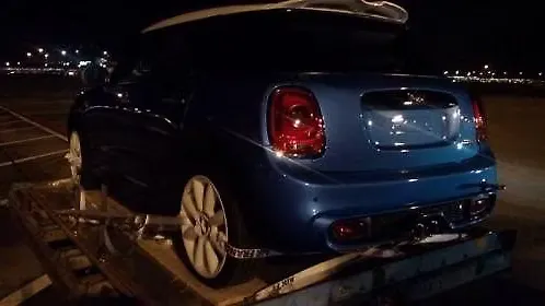 Five-door Mini spied without any camouflage Five-door Mini spied without any camouflage