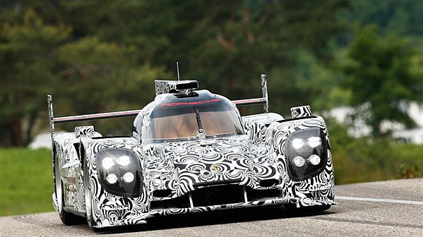 Porsche 919 hybrid and 911 RSR race cars headed to Geneva Motor Show