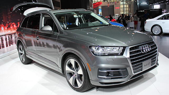 2015 New York Auto Show: Audi Q7 on display