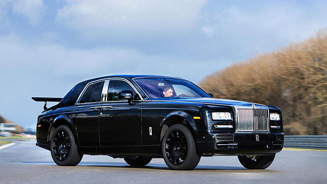 Rolls-Royce starts building their first SUV