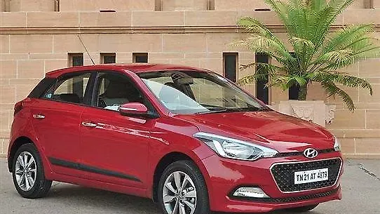 Hyundai India silently cuts off features from Elite i20 Hyundai India silently cuts off features from Elite i20