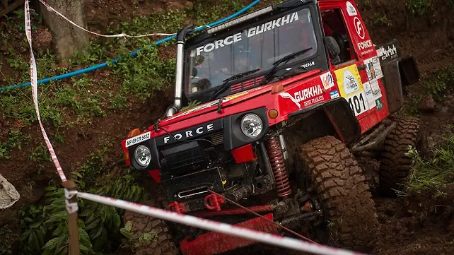 Force Motors wins first two spots of the 2015 Rainforest Challenge India Force Motors wins first two spots of the 2015 Rainforest Challenge India