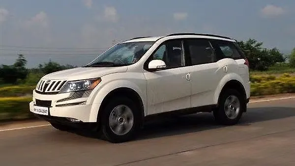 Mahindra XUV500 sales breach the one lakh mark Mahindra XUV500 sales breach the one lakh mark