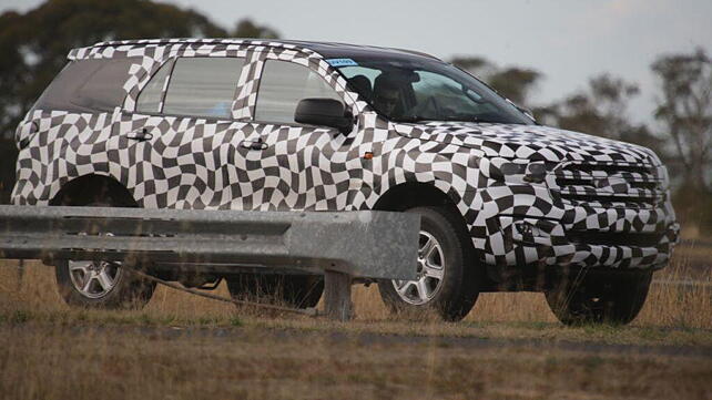 2015 Ford Everest spied testing in Australia