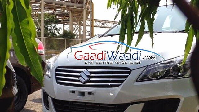 Maruti Suzuki Ciaz spotted completely undisguised in the company’s factory yard