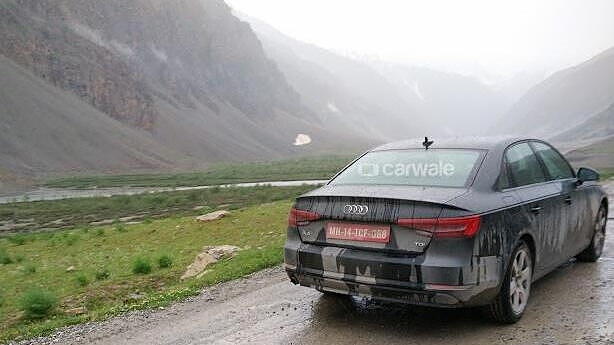 Audi A4 and Q7 spotted on test near Kargil