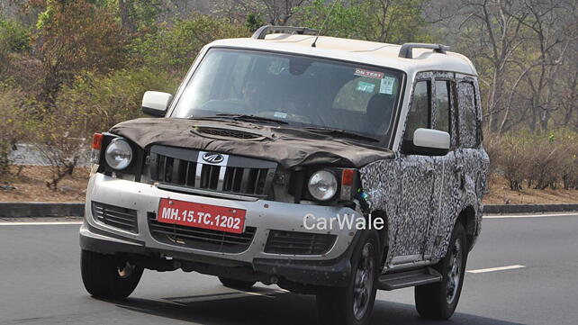 Top-end variant of facelifted Mahindra Scorpio spied