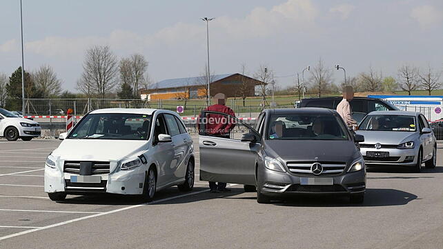 Mercedes-Benz B-Class facelift spotted testing along with older sibling