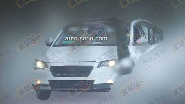 Skoda Superb spied on test in China