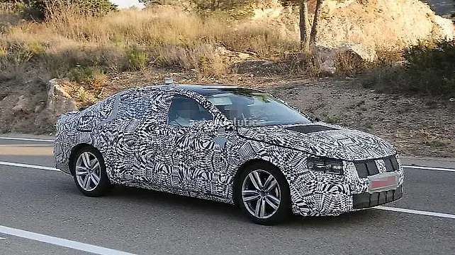 2016 Volkswagen Passat spotted testing 2016 Volkswagen Passat spotted testing