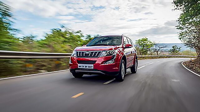 Mahindra XUV500's W4 variant now gets a six-inch monochrome audio system
