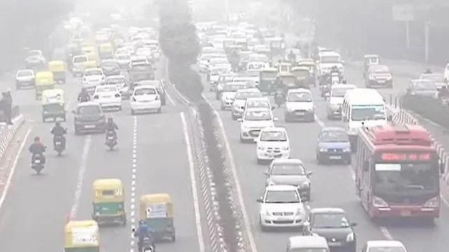 Diesel vehicles over 10 years old banned in Delhi Diesel vehicles over 10 years old banned in Delhi