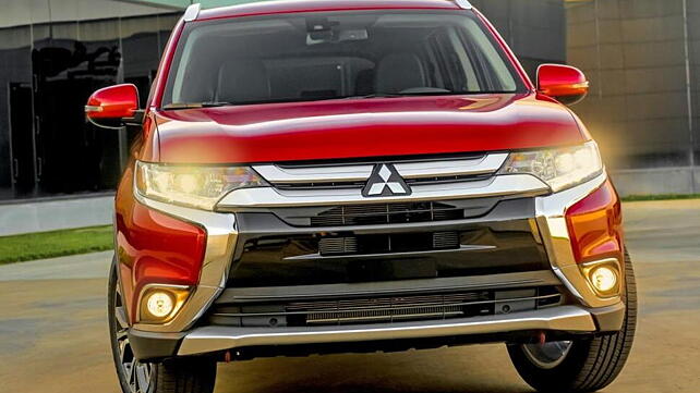 2016 Mitsubishi Outlander revealed officially
