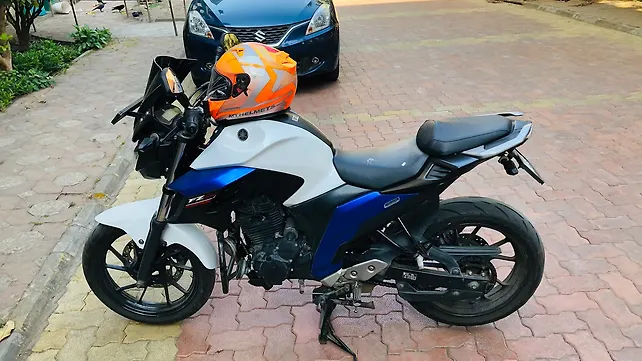fz 250 bs6 specifications