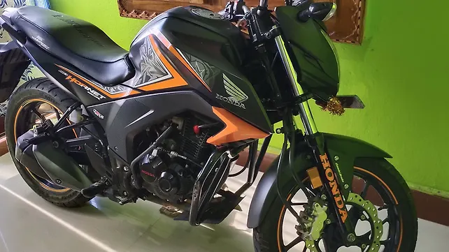 Used 2016 Honda CB Hornet 160R CBS (S190011) for sale in Bhubaneswar