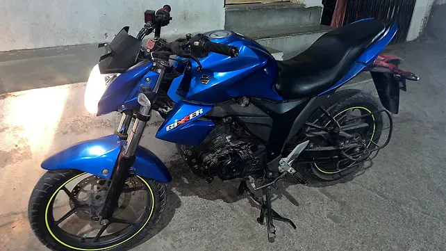 Suzuki Gixxer SF Standard