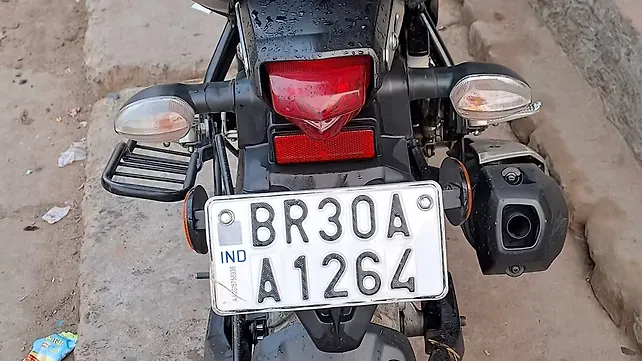 Yamaha FZ S V 2.0 DarkNight-Rear Disc