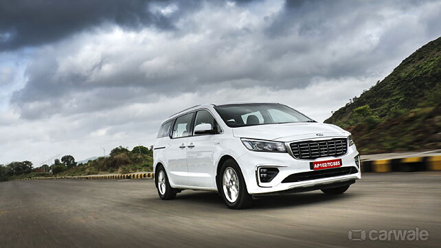 Kia Carnival to get a new variant soon
