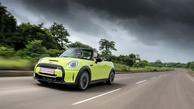 MINI Cooper Convertible Left Front Three Quarter MINI Cooper Convertible Left Front Three Quarter