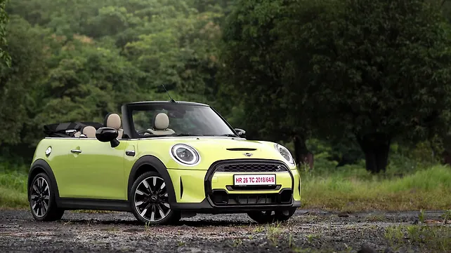 MINI Cooper Convertible Right Front Three Quarter MINI Cooper Convertible Right Front Three Quarter
