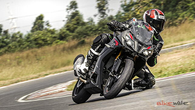 TVS Apache RR310 Right Front Three Quarter