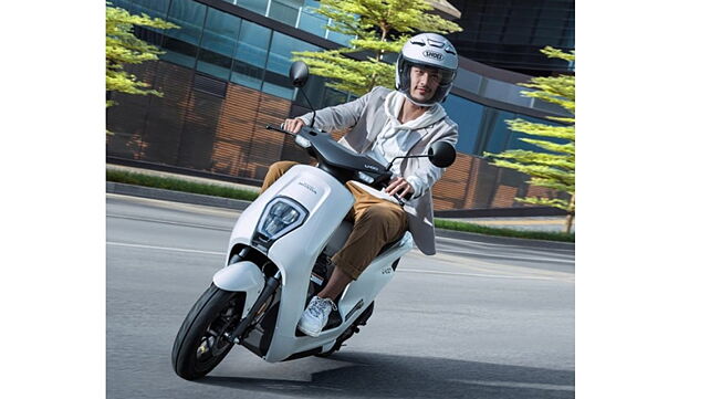 Honda’s most affordable electric scooter is here! 