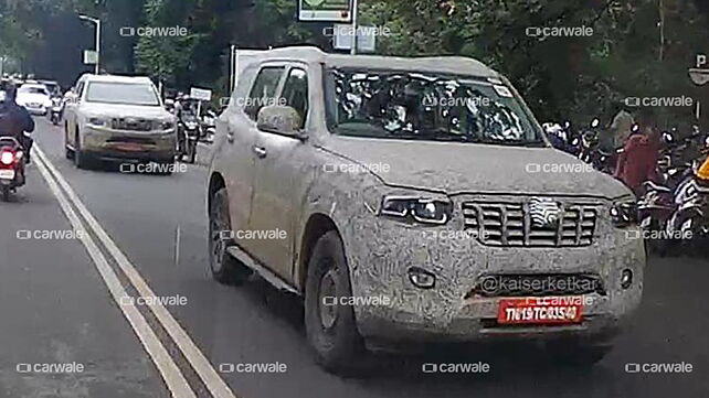 Next-gen Mahindra Scorpio low and top-spec variants spotted testing
