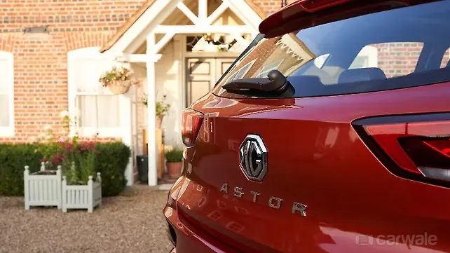 MG Astor to come equipped with Apple CarPlay and Android Auto as ...