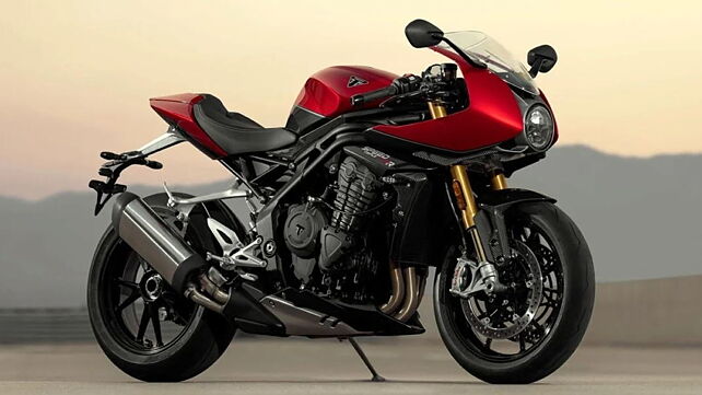 New Triumph Speed Triple 1200 RR globally unveiled 