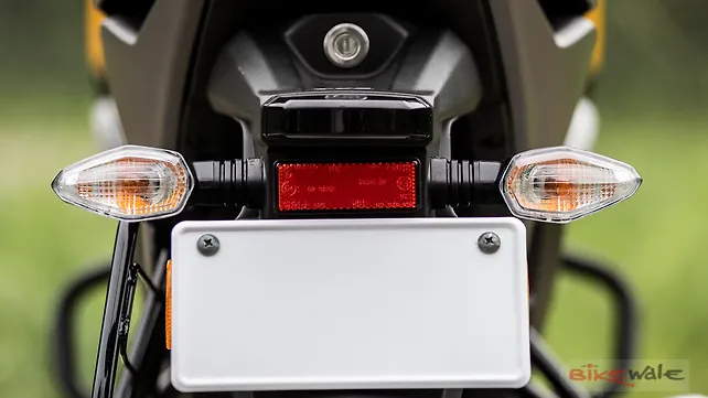 TVS Raider 125 Rear Turn Indicators