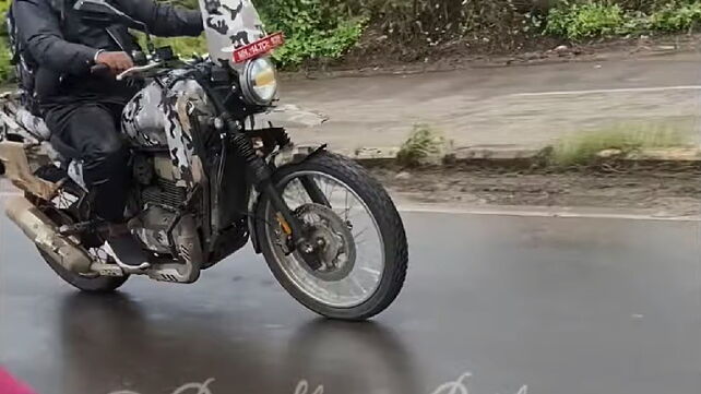 Yezdi’s Royal Enfield Himalayan adventure bike rival spotted on test