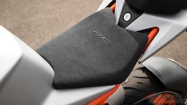 KTM RC 200 Seat