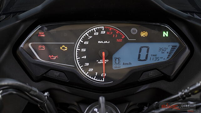 Bajaj Pulsar N250 Instrument Cluster