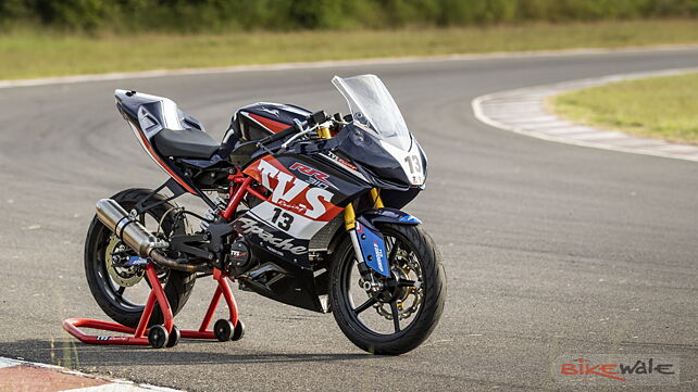 TVS Apache RR 310 Race Bike Review BikeWale Trackday 2021 BikeWale