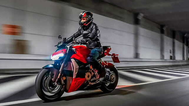 India-bound Ducati Streetfighter V2 unveiled!