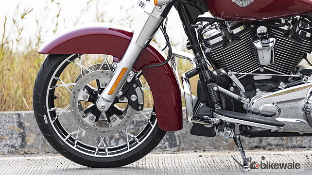 Harley-Davidson Street Glide Special Front Wheel