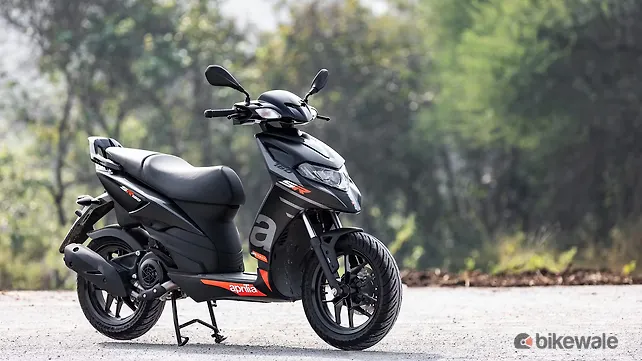 Aprilia SR 160 Right Side View