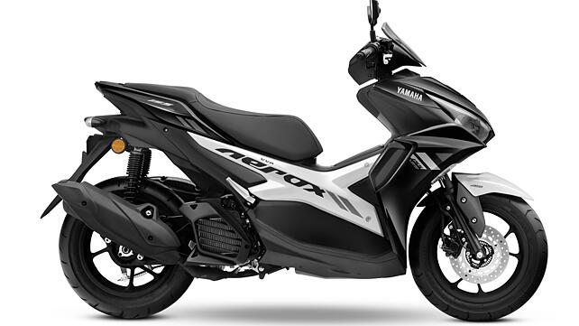 Yamaha Aerox 155 Right Side View