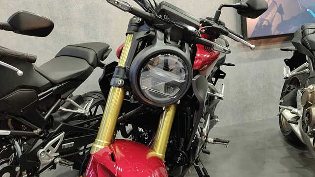 Honda CB300R Head Light